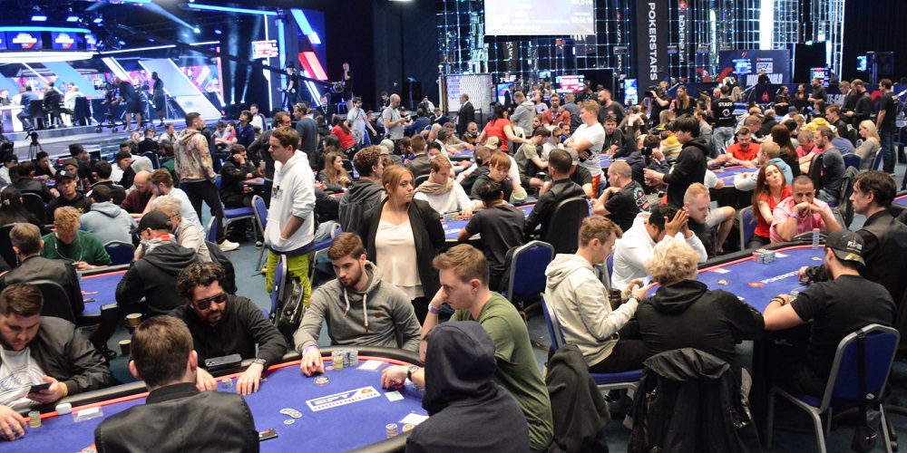 Voyager à travers les tournois de poker européens 